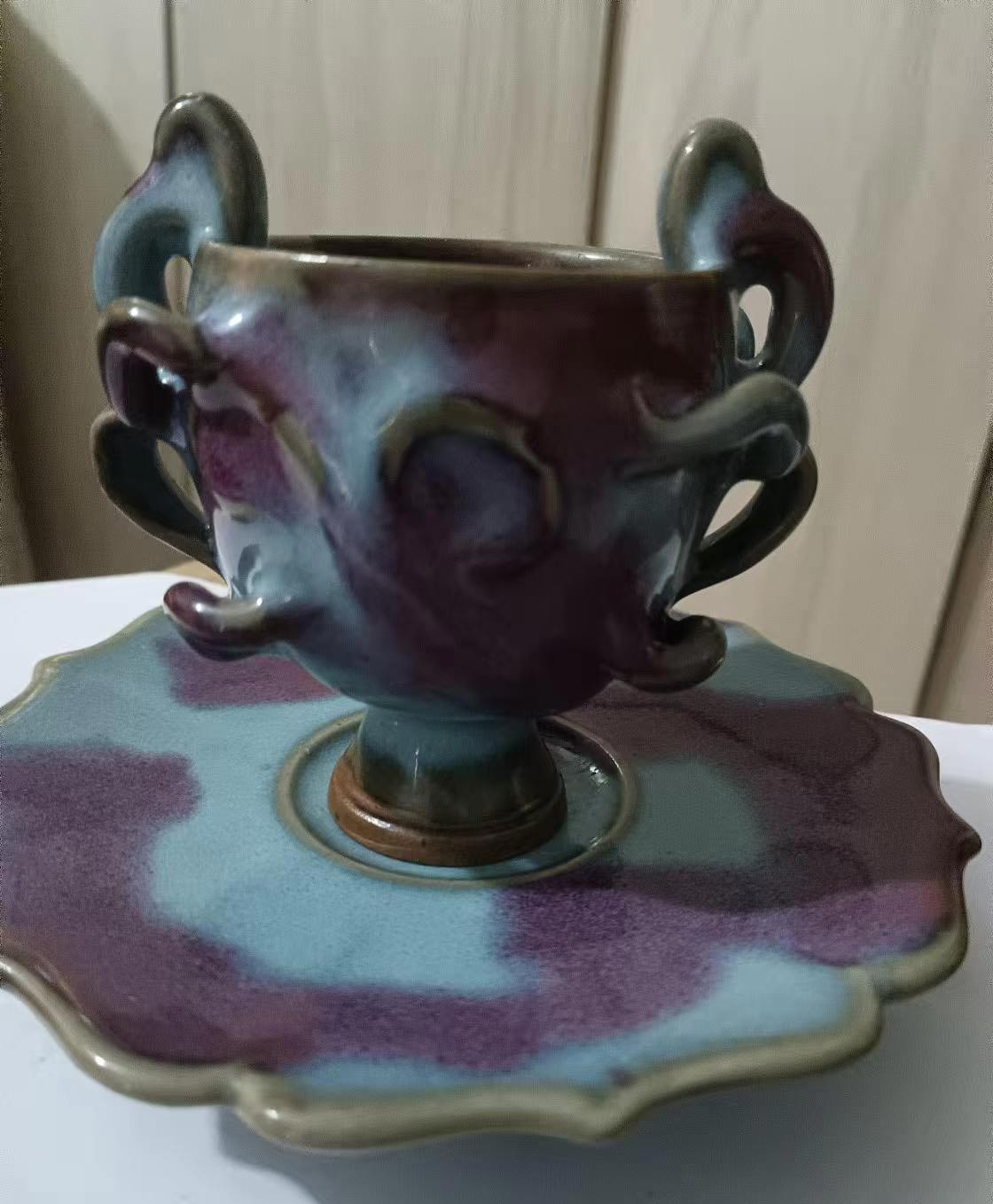 A set of tea cups and saucer in Song Junyao-国际艺术品交易网