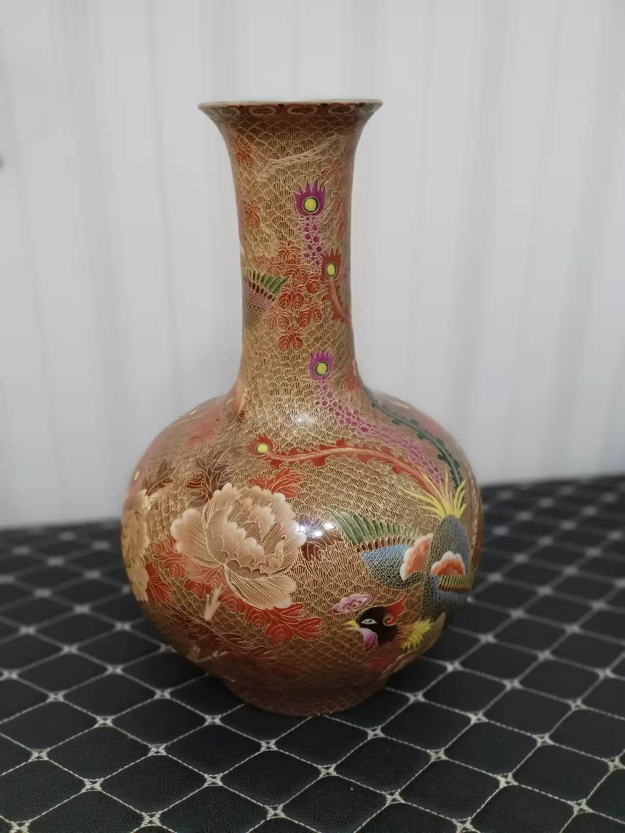 Celestial Sphere Bottle Porcelain-国际艺术品交易网