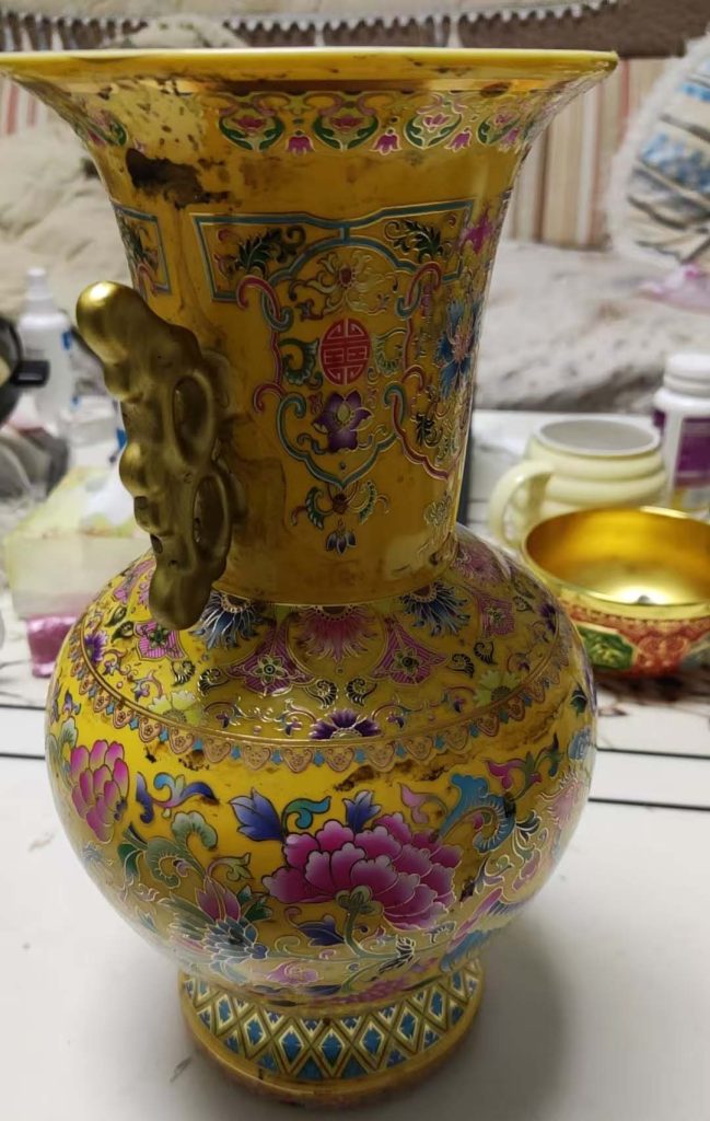 图片[1]-Ceramic appreciation bottle enamel classical vase-国际艺术品交易网