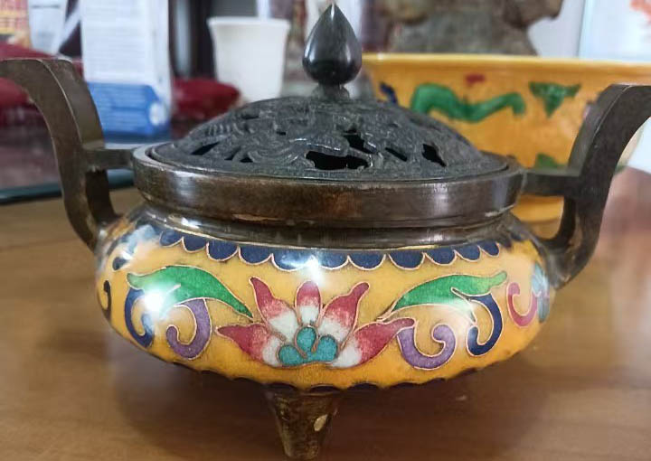 Cloisonne incense burner-国际艺术品交易网