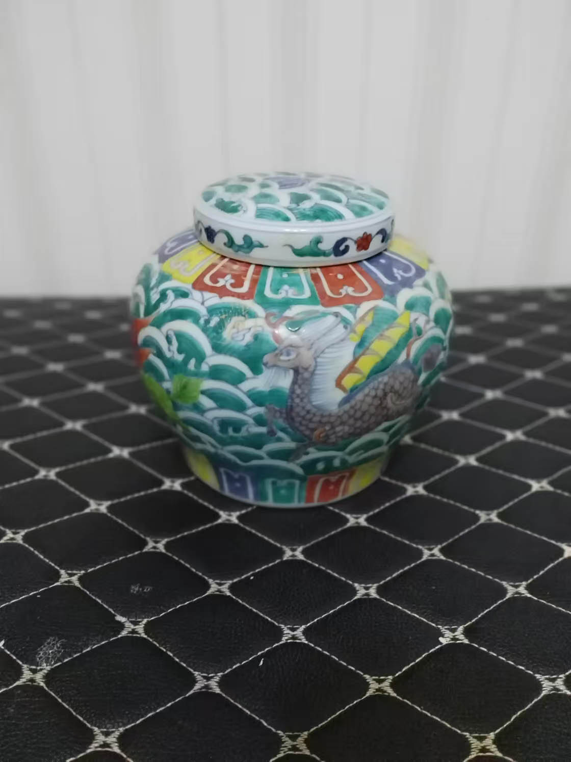 Green celestial can with lid-国际艺术品交易网
