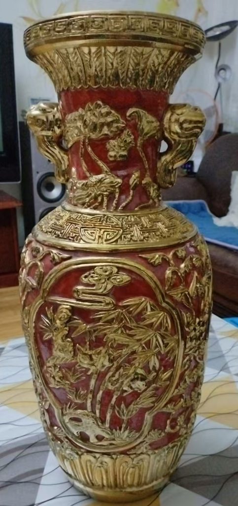 图片[1]-Jingdezhen ceramic relief figure vase-国际艺术品交易网