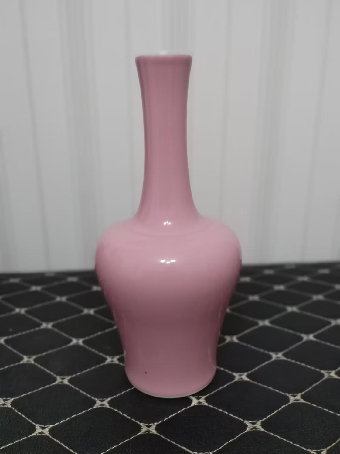Peach pink glaze ringing bottle-国际艺术品交易网