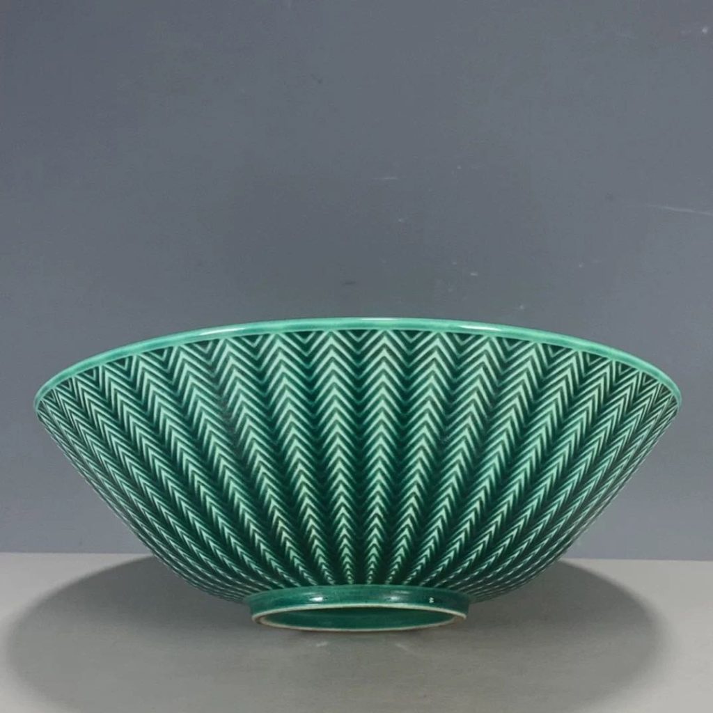 图片[1]-Porcelain Qing Dynasty Yongzheng annual emerald green glaze wheat ear bamboo hat-国际艺术品交易网