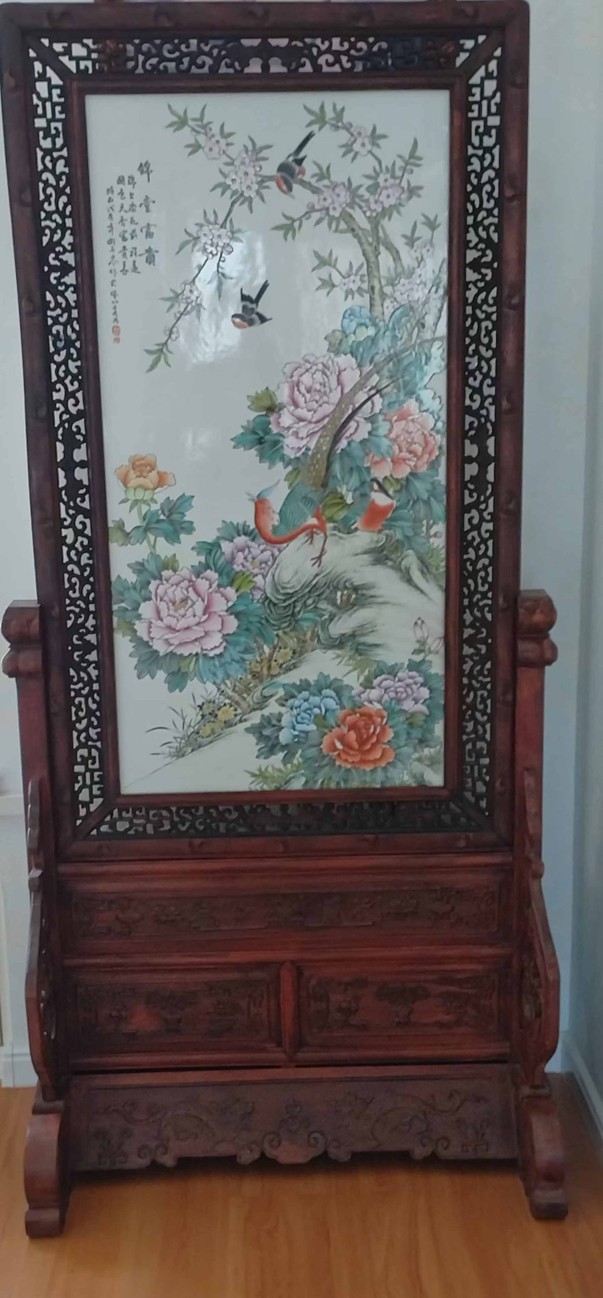 Porcelain plate painting with frame and base-国际艺术品交易网