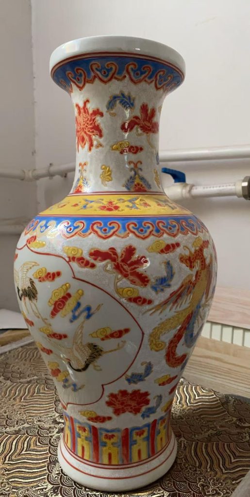 图片[1]-Qing Dynasty hand-painted fishtail bottle-国际艺术品交易网