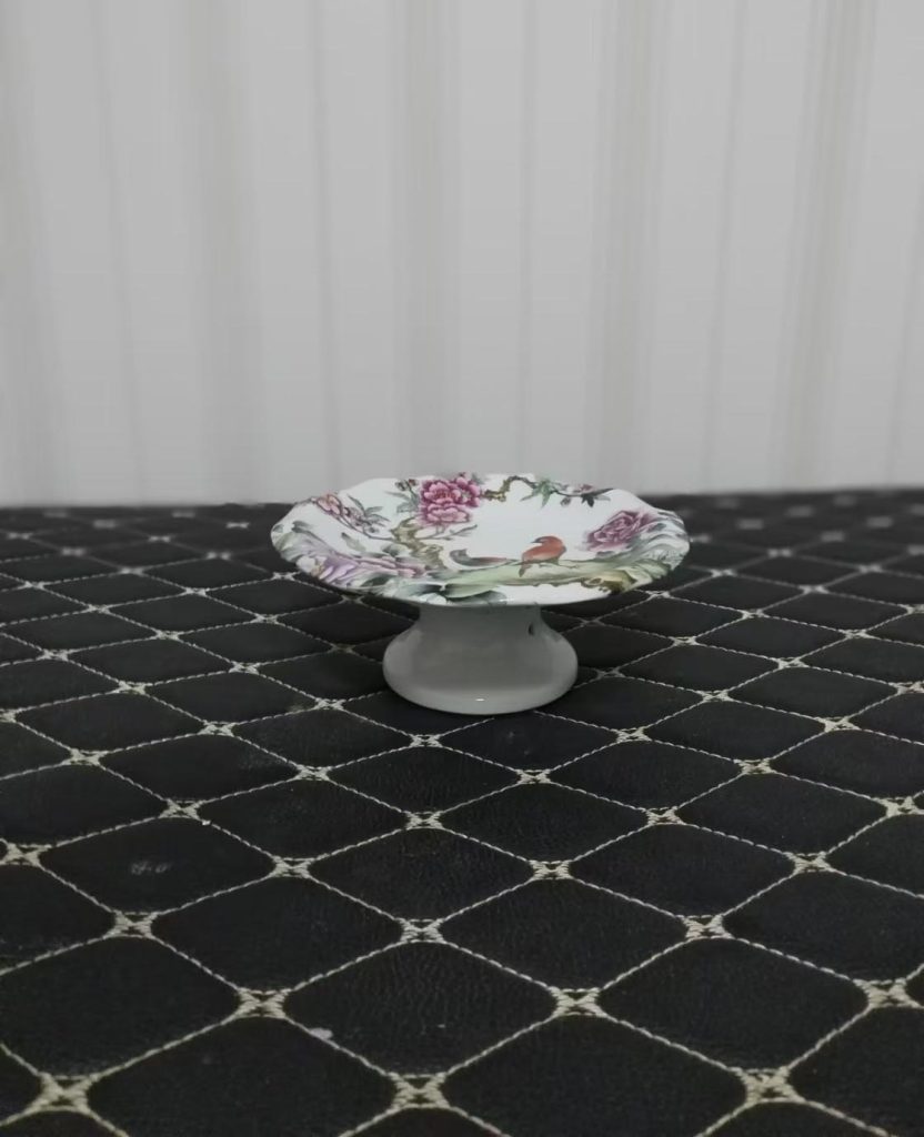 图片[1]-Small high-legged flower plate-国际艺术品交易网