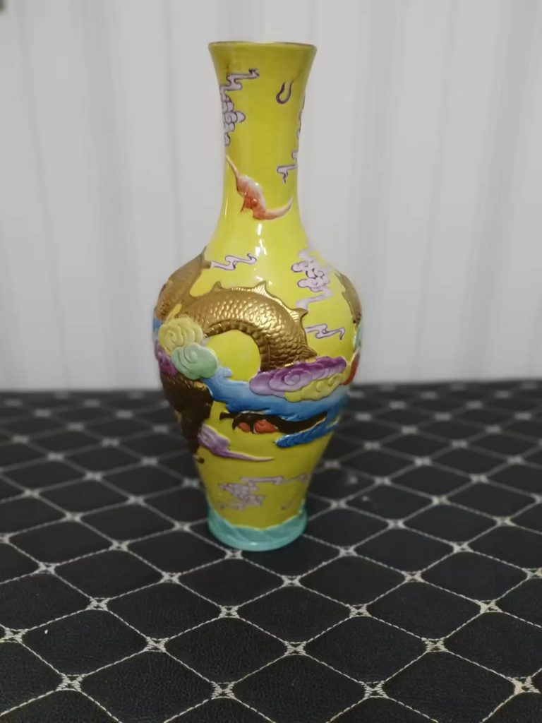 图片[1]-Sulfur yellow glaze bottle-国际艺术品交易网