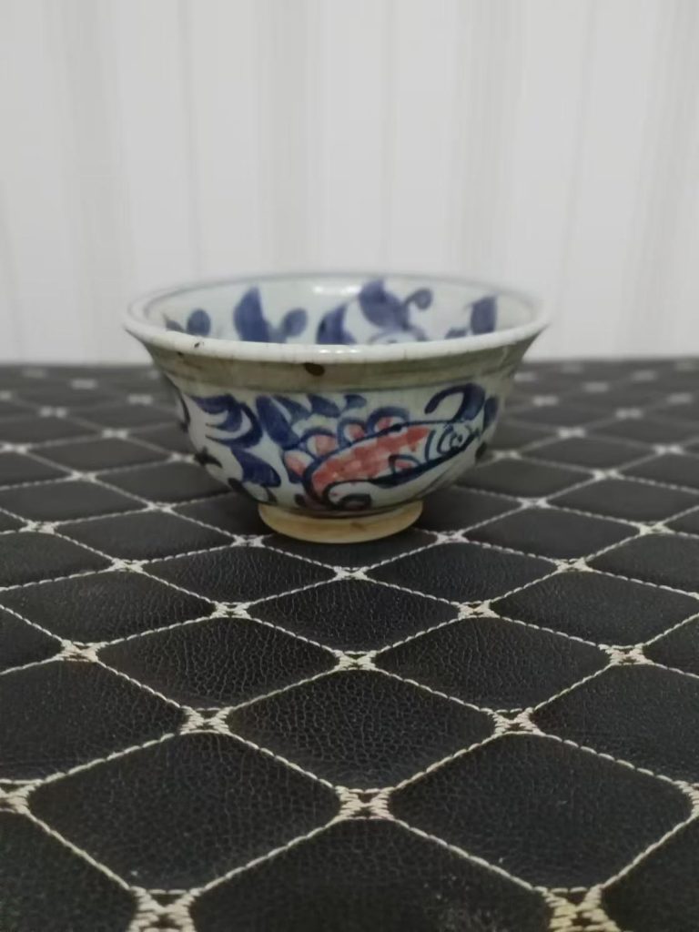 图片[1]-The beginning of the film is an old bowl.-国际艺术品交易网