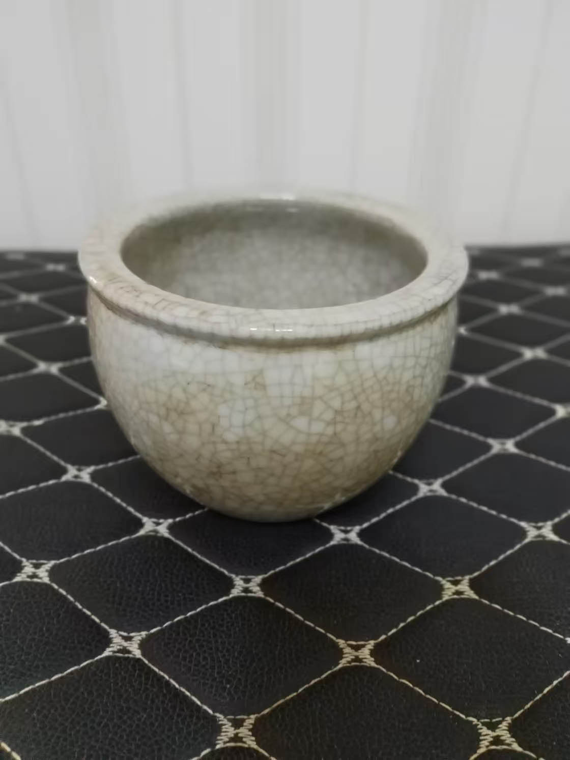 The natural opening glaze of Geyao-国际艺术品交易网