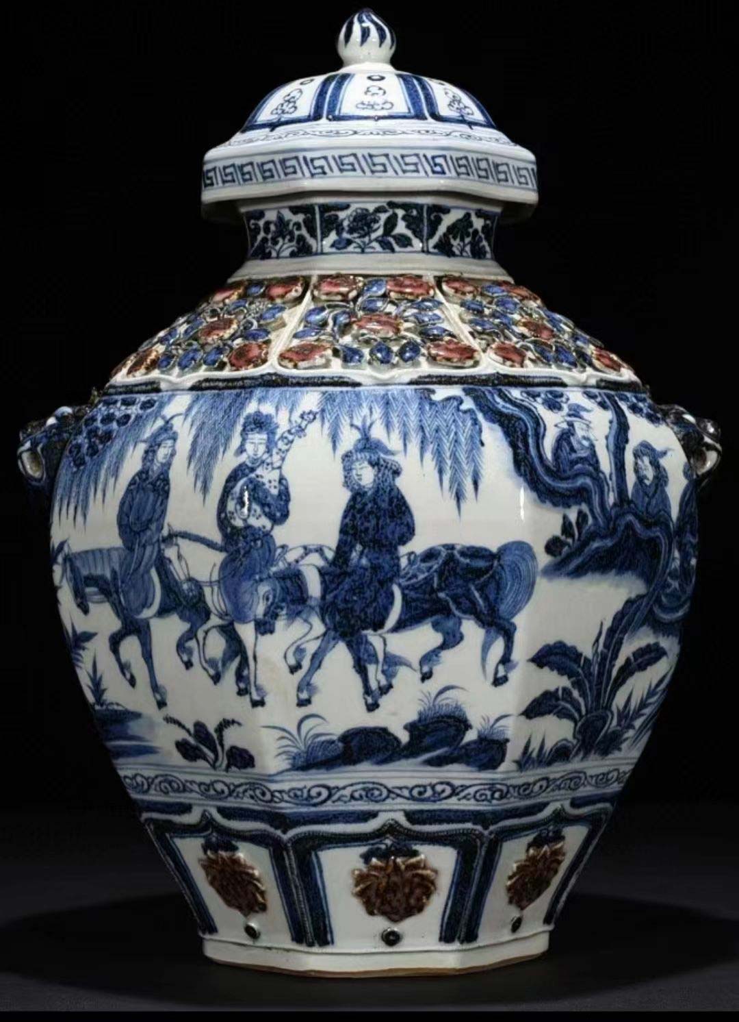 Yuan Dynasty plastic blue and white glaze red Zhaojun out of the fortress-国际艺术品交易网