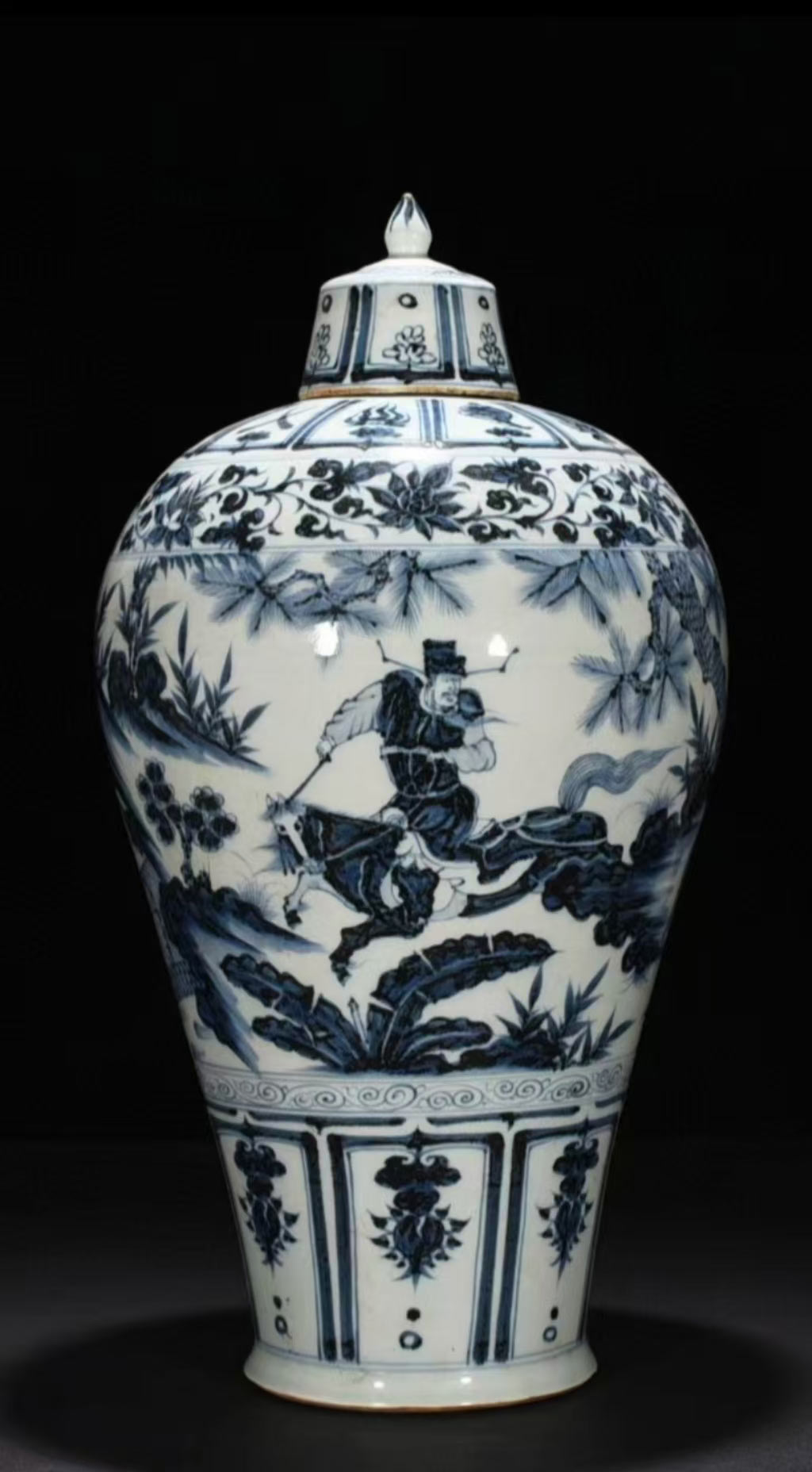Yuan Qinghua Xiao Heyue chases Han Xinmei bottle-国际艺术品交易网