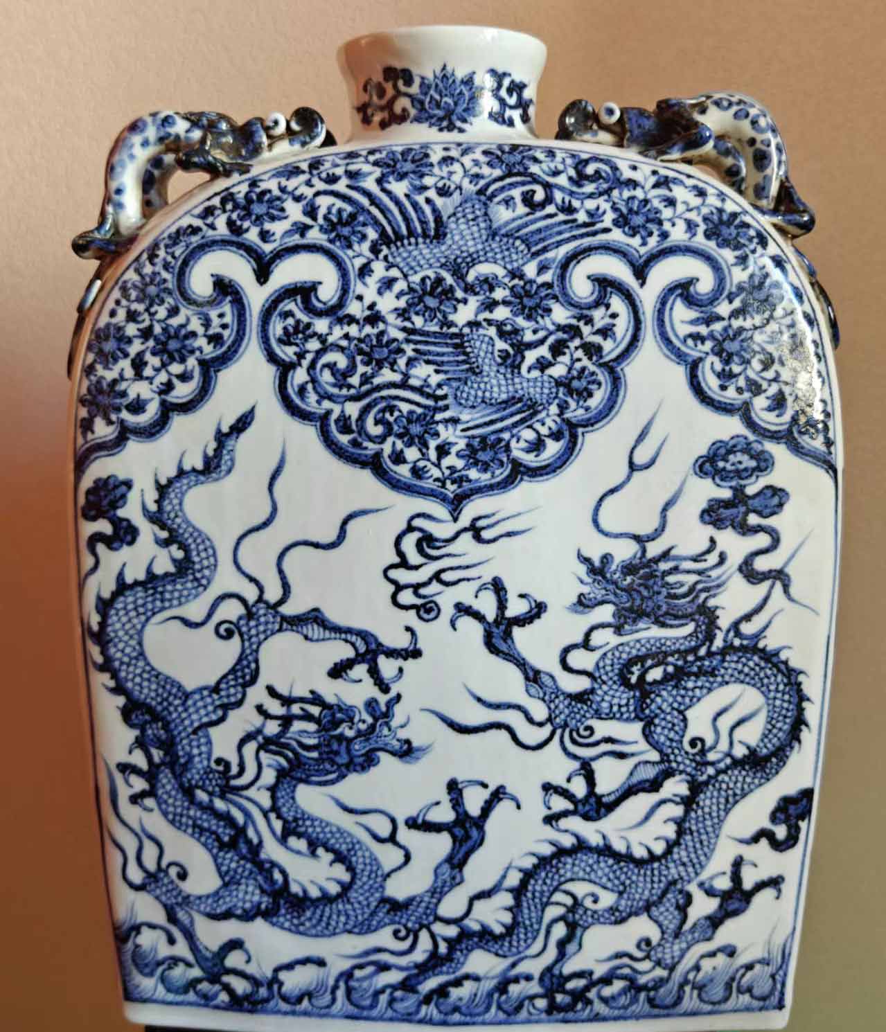 Yuanqinghua dragon pattern four seasons flat bottle-国际艺术品交易网