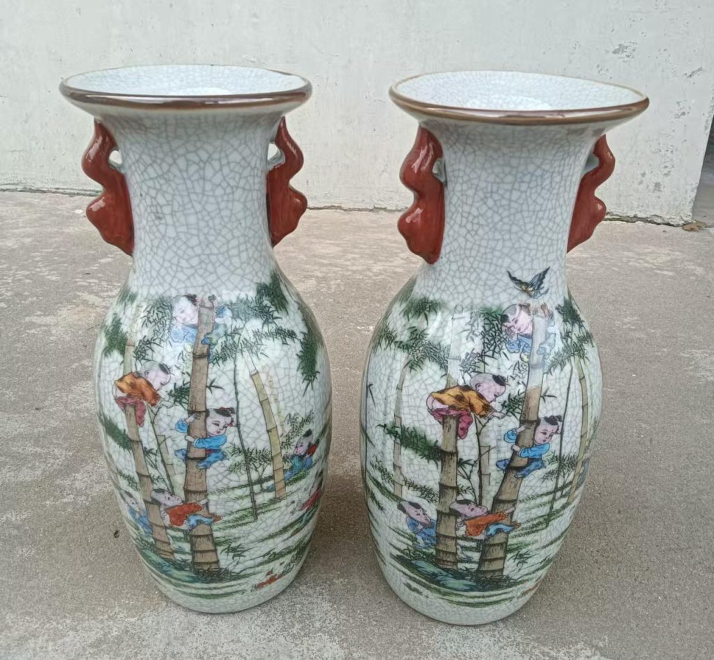 图片[1]-A pair of Qianlong pastel ice crack vases-国际艺术品交易网