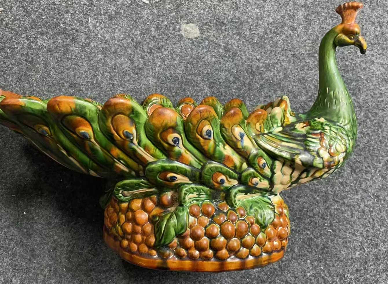 Ceramic peacock fruit plate dried fruit decoration-国际艺术品交易网