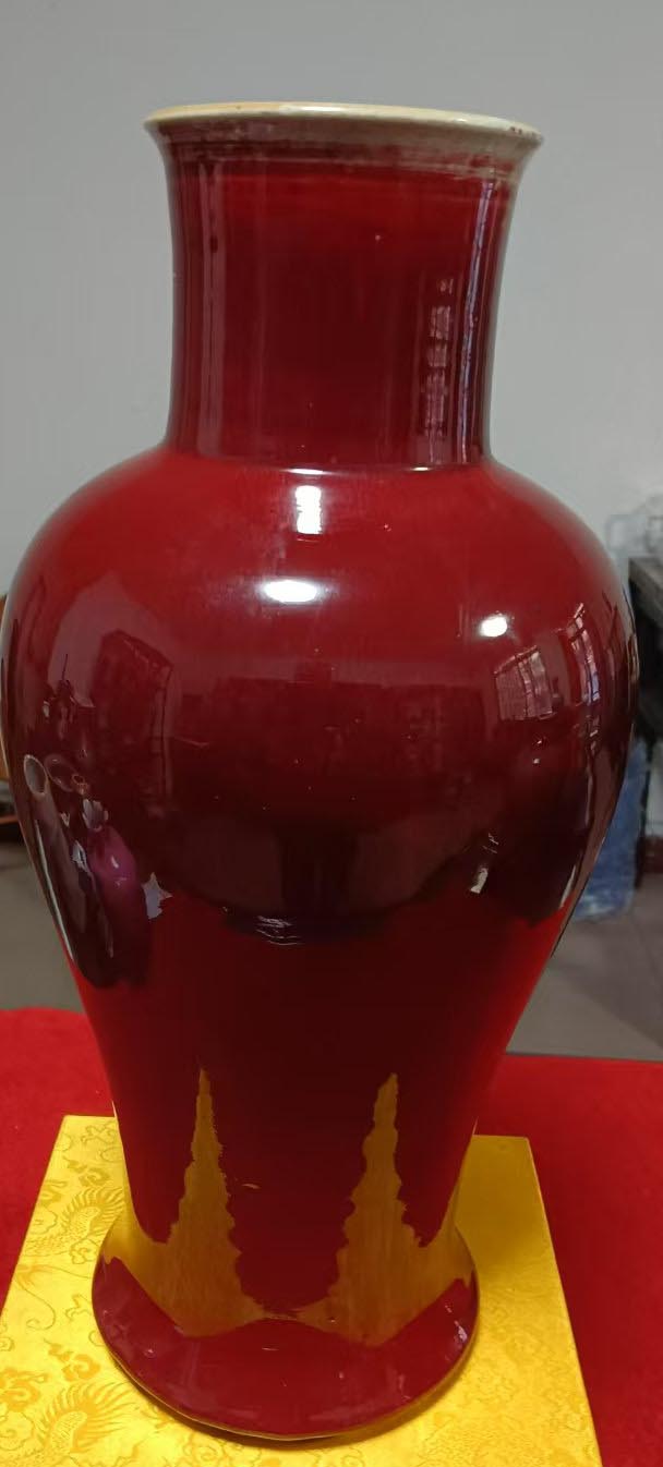 Daqing Rouge Red Glazed Plum Bottle-国际艺术品交易网