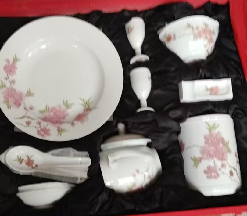 Fifteen pieces of peach blossoms with Mao porcelain-国际艺术品交易网