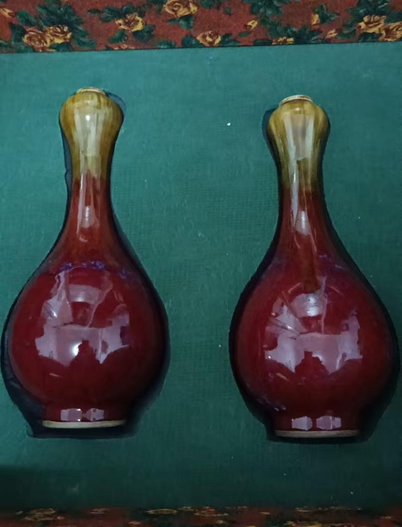 图片[1]-Glazed garlic bottle made in the kiln of Kangxi in the Qing Dynasty-国际艺术品交易网