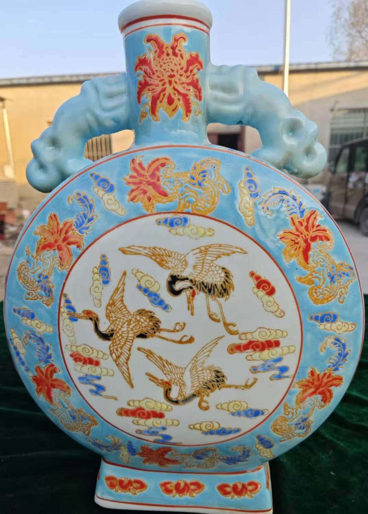 图片[1]-Jianguo Porcelain Factory Enamel Dragon Pattern Moon Bottle-国际艺术品交易网