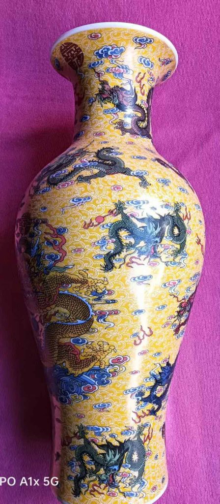图片[1]-Jingdezhen ceramic vase-国际艺术品交易网