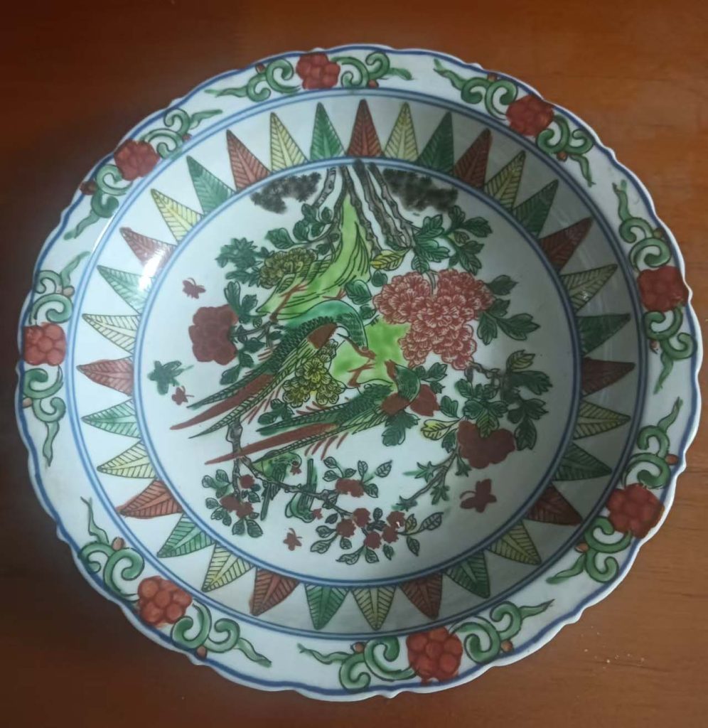 图片[1]-Ming Wanli colorful flower and bird porcelain plate-国际艺术品交易网