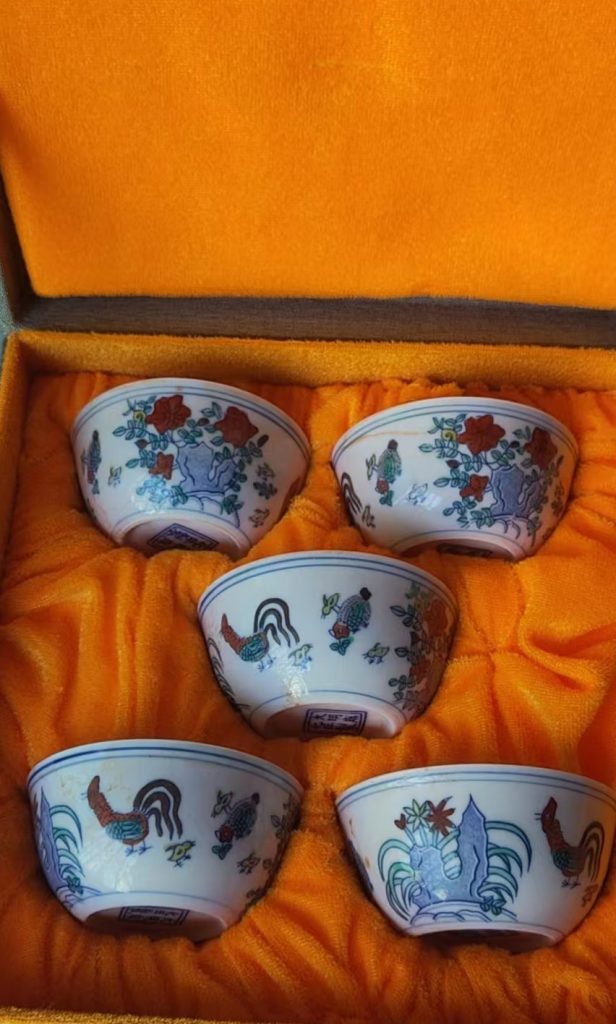 图片[1]-Mingchenghua Doucai Golden Chicken Tank Cup-国际艺术品交易网