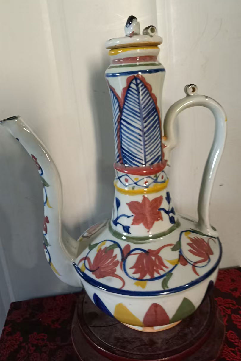 Mingchenghua blue and white colorful rooster pattern wine jug-国际艺术品交易网