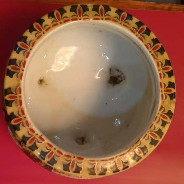 Old enamel plates and enamel dishes in the early liberation of the Republic of China-国际艺术品交易网