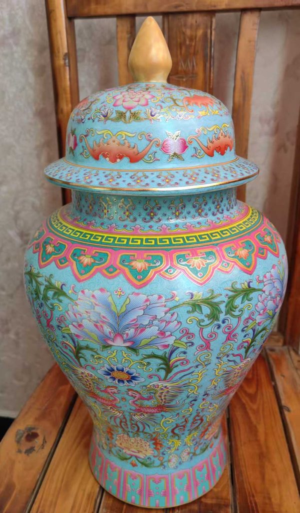 图片[1]-Qianlong Imperial General's pastel bottle-国际艺术品交易网