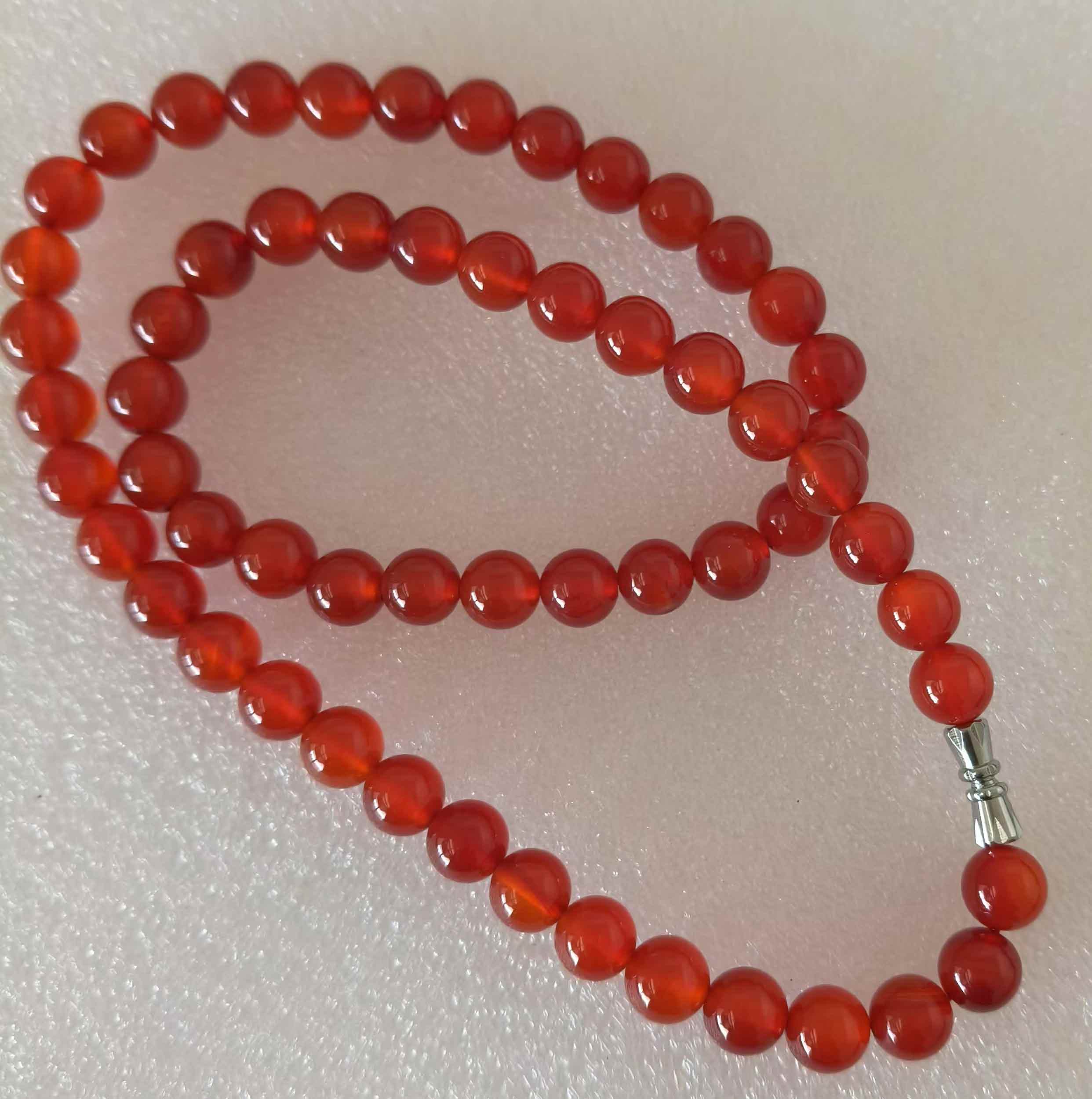 Red agate bracelet-国际艺术品交易网
