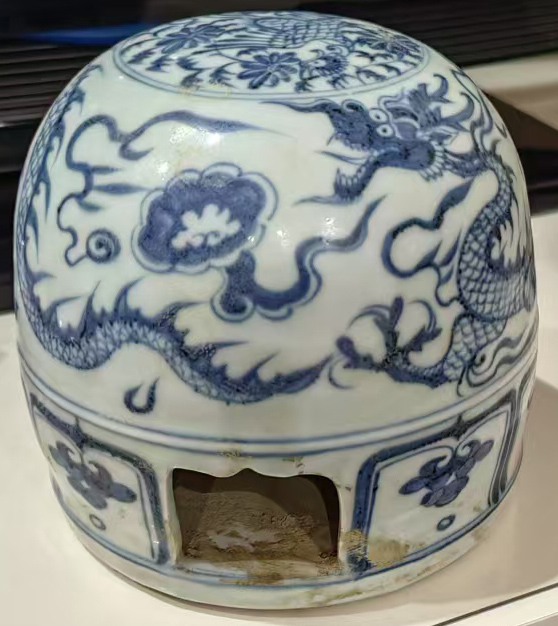 Yuan blue and white porcelain dragon pattern small yurt-国际艺术品交易网